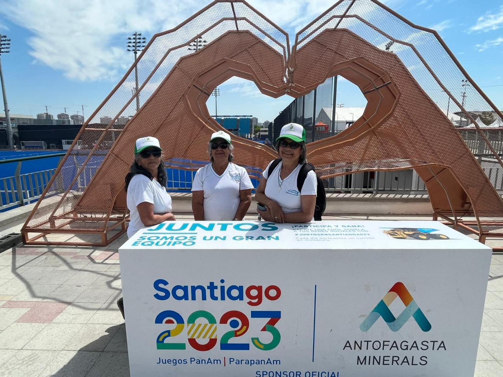 Ángeles de La Cisterna en el Parque Estadio Nacional. (Foto: Carlos Ramírez / Santiago 2023).