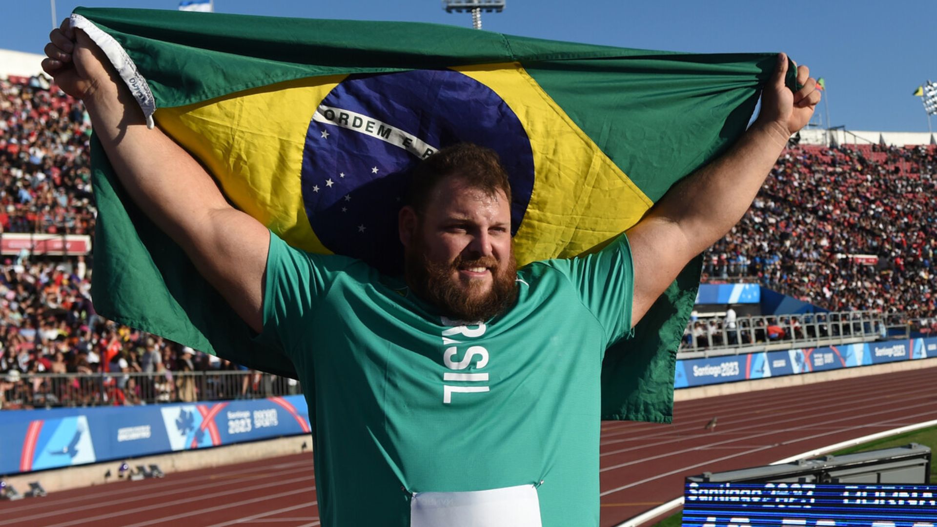 Darlan Romani lives up to the favoritism and wins gold in shot put