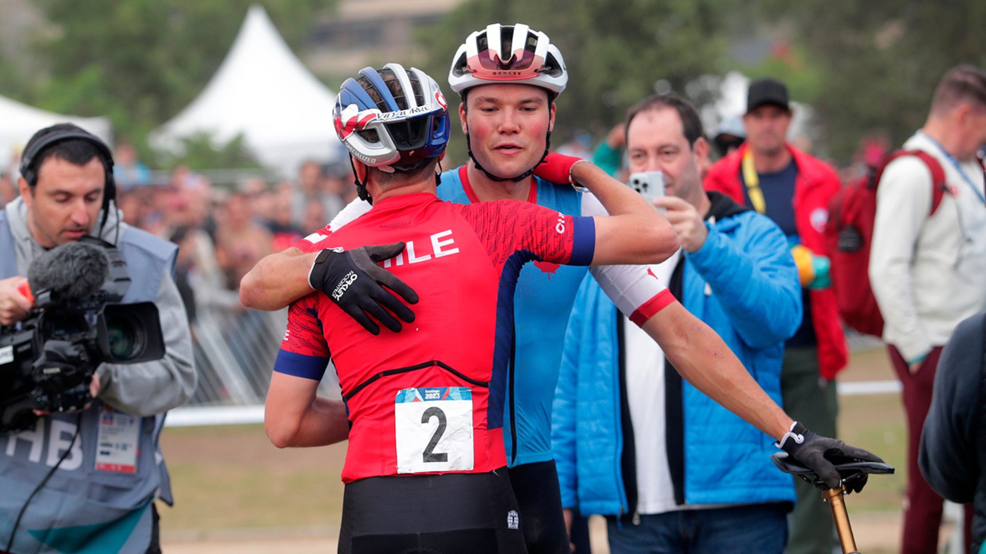 Mountain Bike: Canadian Holmgren claims the gold, Vidaurre takes the silver