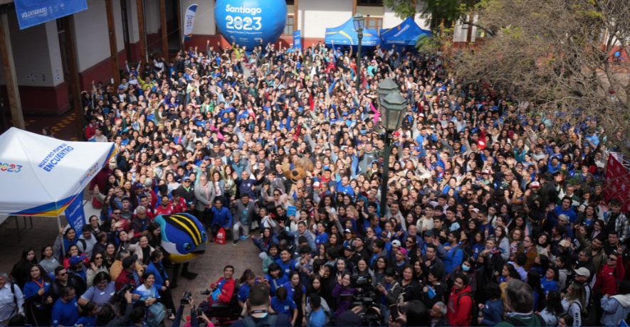 Voluntariado de Santiago 2023 realiza masiva concentración a casi dos meses de los Juegos