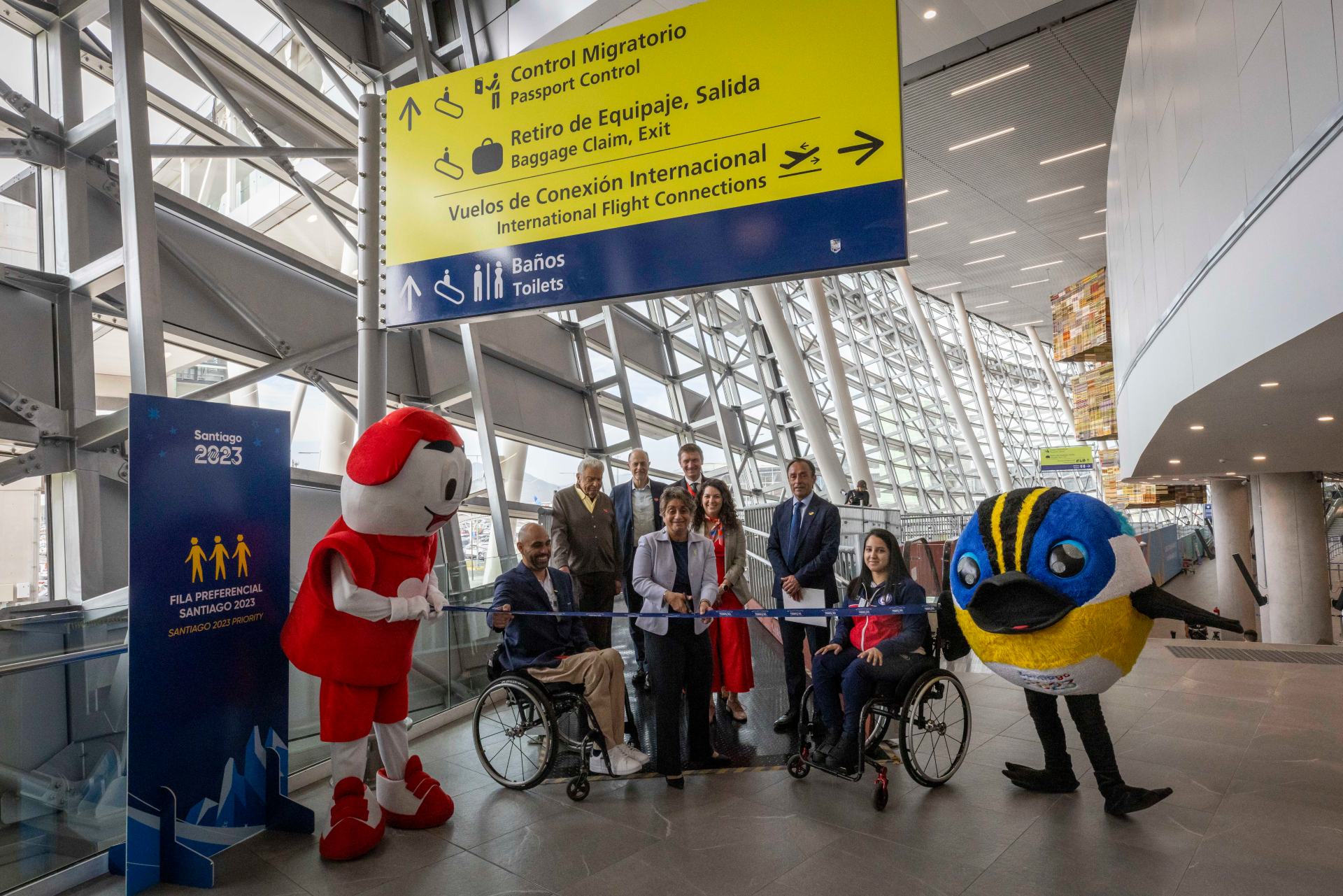Una bienvenida desde los cielos sin contratiempos: inauguran rampa de accesibilidad universal para recibir a las delegaciones que vendrán a los Parapanamericanos