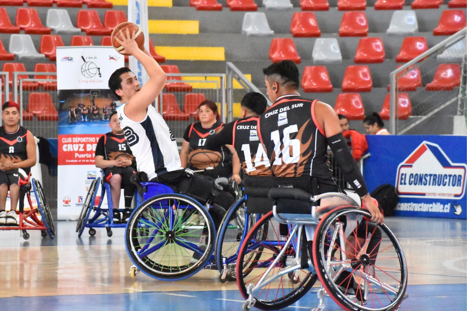 Test event de Santiago 2023: Liga Nacional de Básquetbol en silla de ruedas define a sus campeones