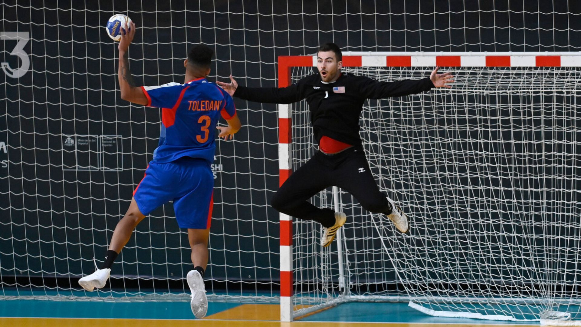 Male's Handball: USA defeats Cuba 30-28