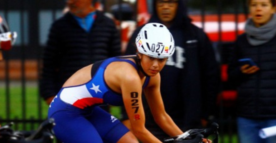 Dominga Jacome se metió en la historia del triatlón chileno. (Foto: Santiago 2023).