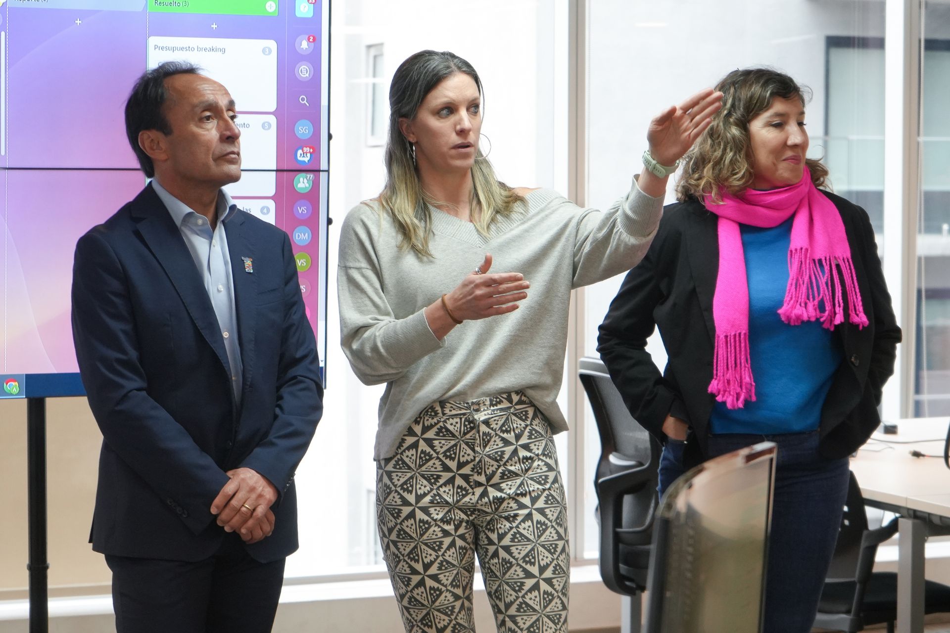 Donde todo va a suceder: ministro Pizarro y subsecretaria Illanes visitaron el Centro Principal de Operaciones de Santiago 2023