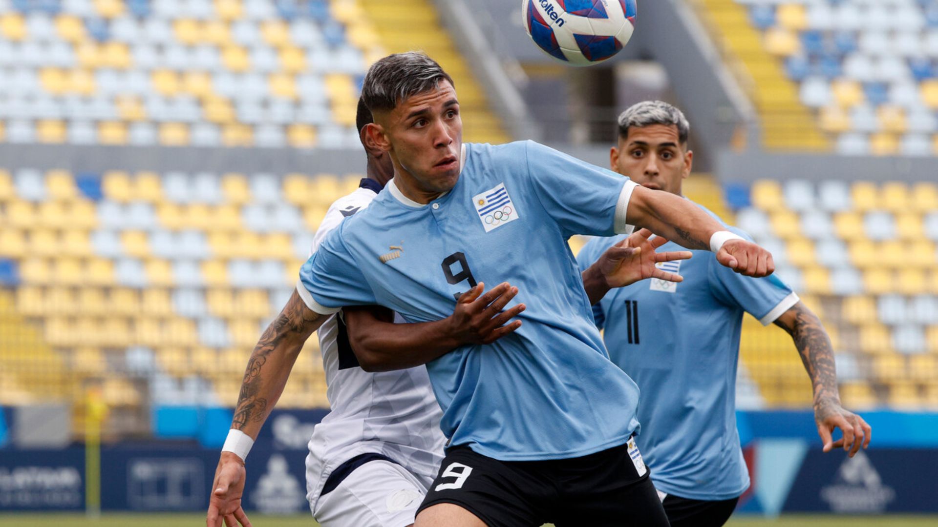 Uruguay defeated the Dominican Republic by minimum score