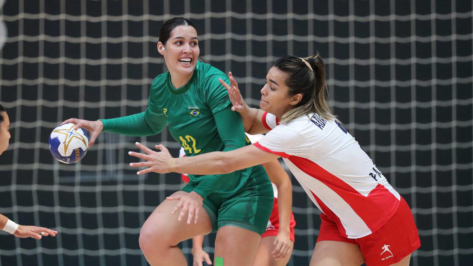 Brazil defends the gold in female's handball by defeating Paraguay