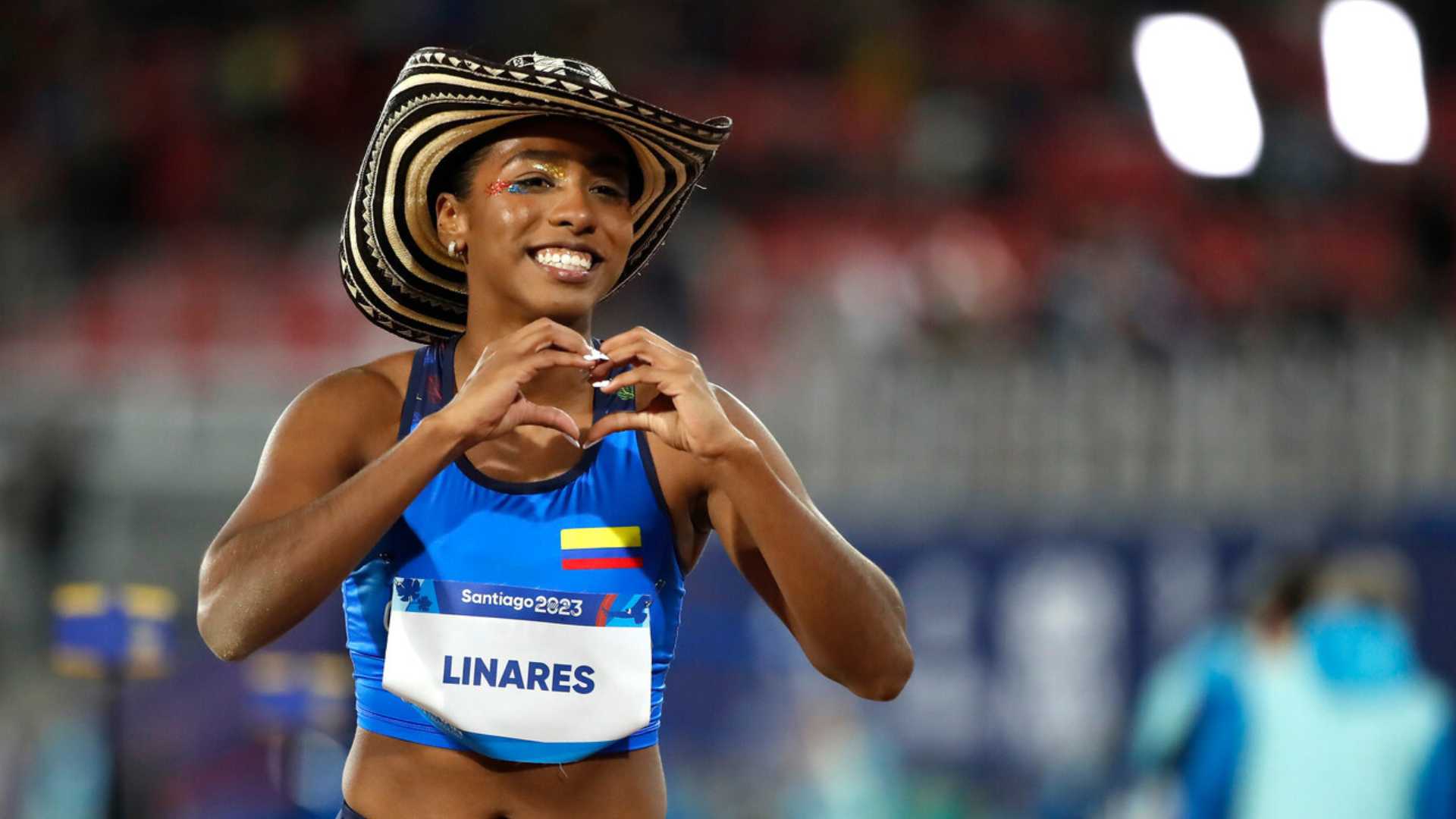 Natalia Linares confirma su favoritismo al adueñarse del salto largo