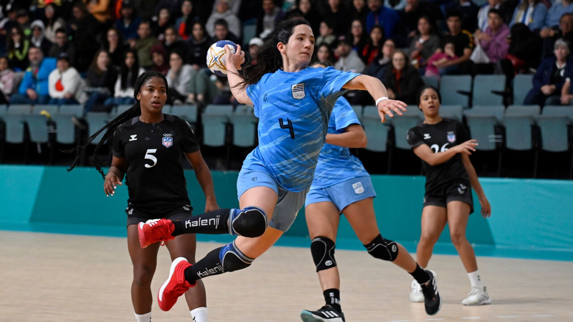 Female's Handball: Puerto Rico Defeats Uruguay 30-23