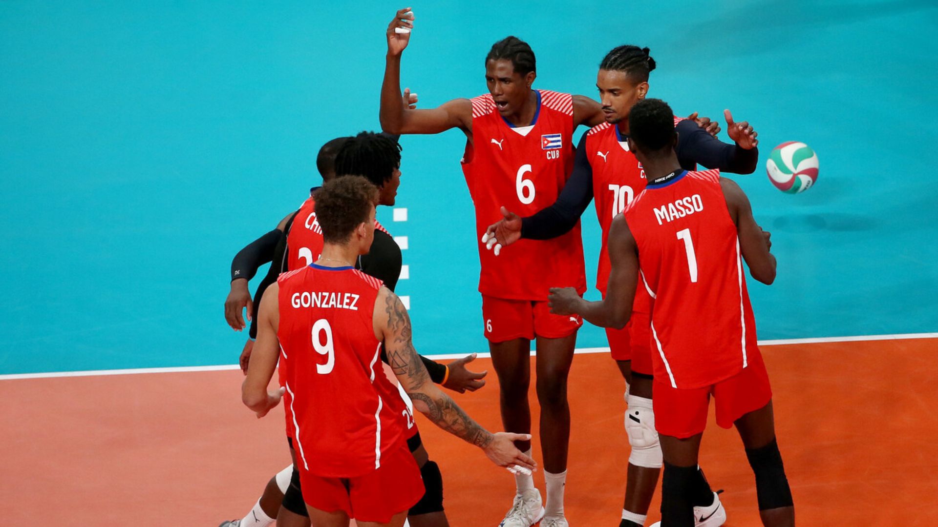 Cuba sufrió para vencer a Puerto Rico y peleará medallas en vóleibol masculino