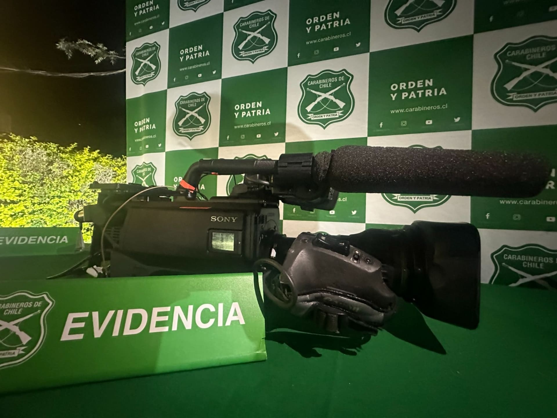 En menos de 24 horas Carabineros recupera equipos de TV robados en el Parque Estadio Nacional