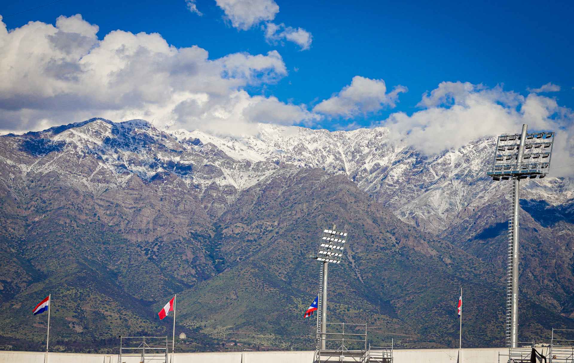 Santiago 2023 en HD: la cordillera de los Andes impacta a deportistas tras la lluvia 