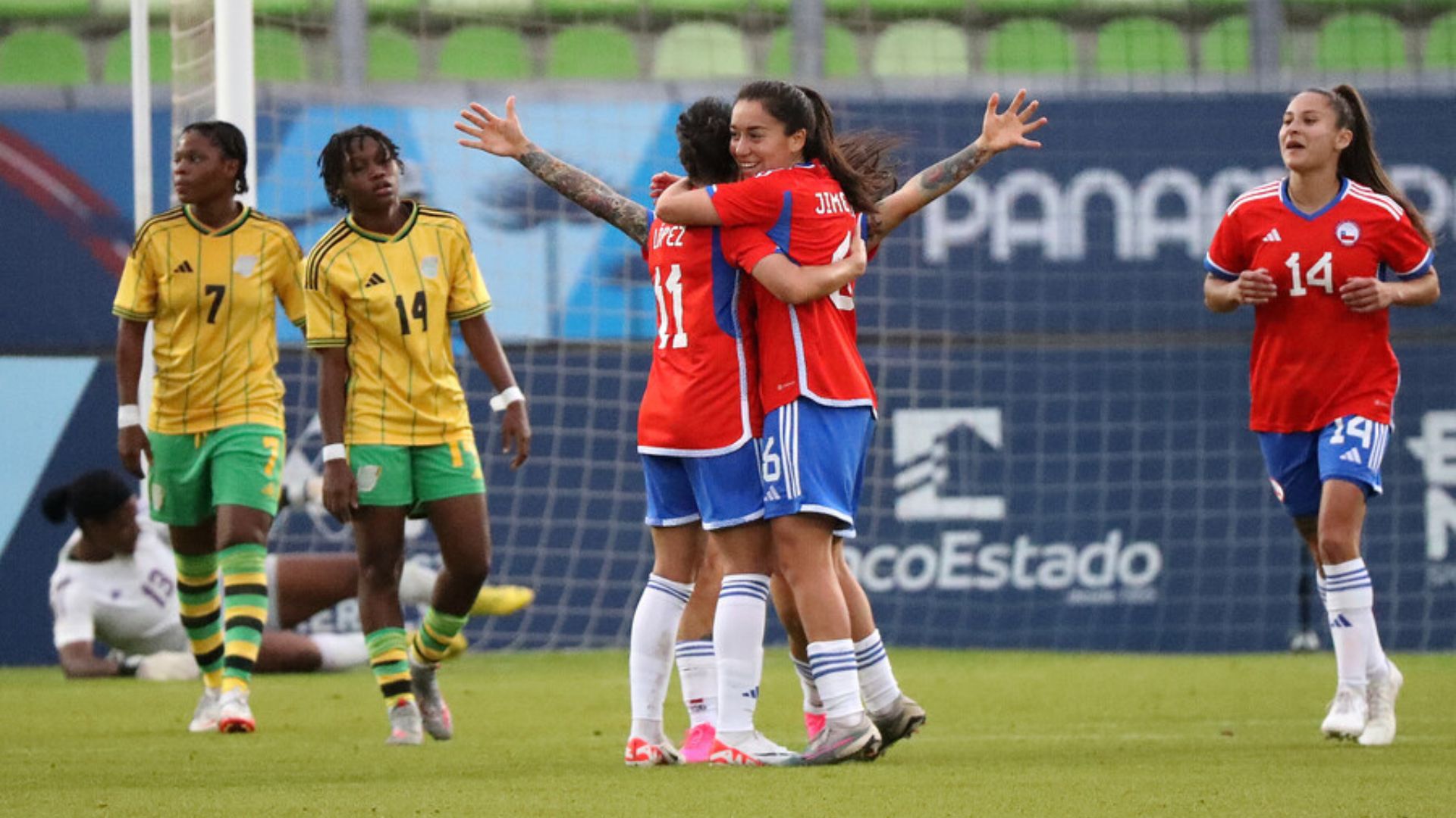Female “La Roja” secure big win against Jamaica and aim for medals
