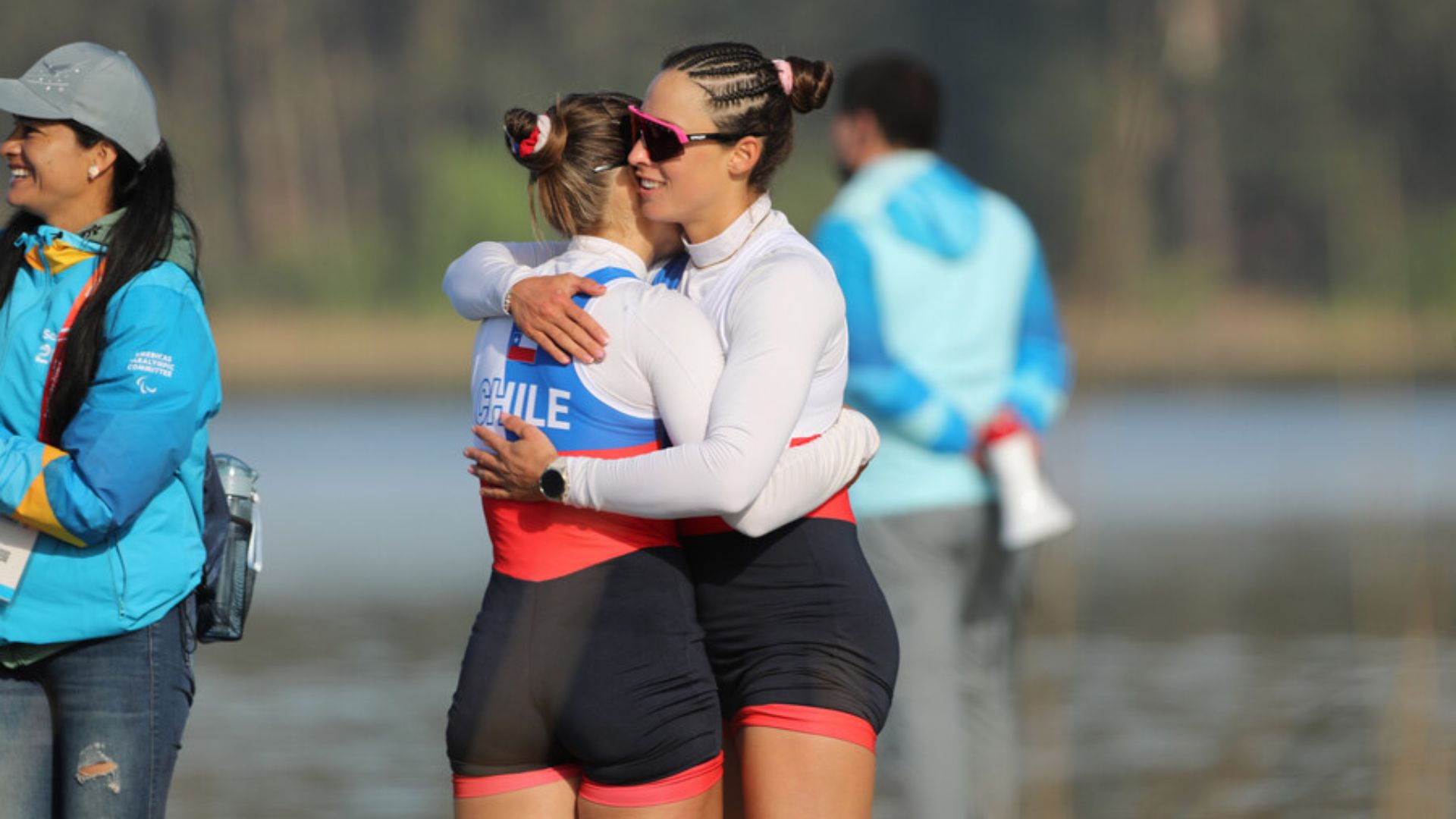 Melita and Antonia Abraham add another silver for Chile in rowing