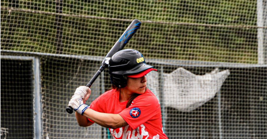 Carolina Jara playing for Chile. (Picture from: FECHIBEIS).