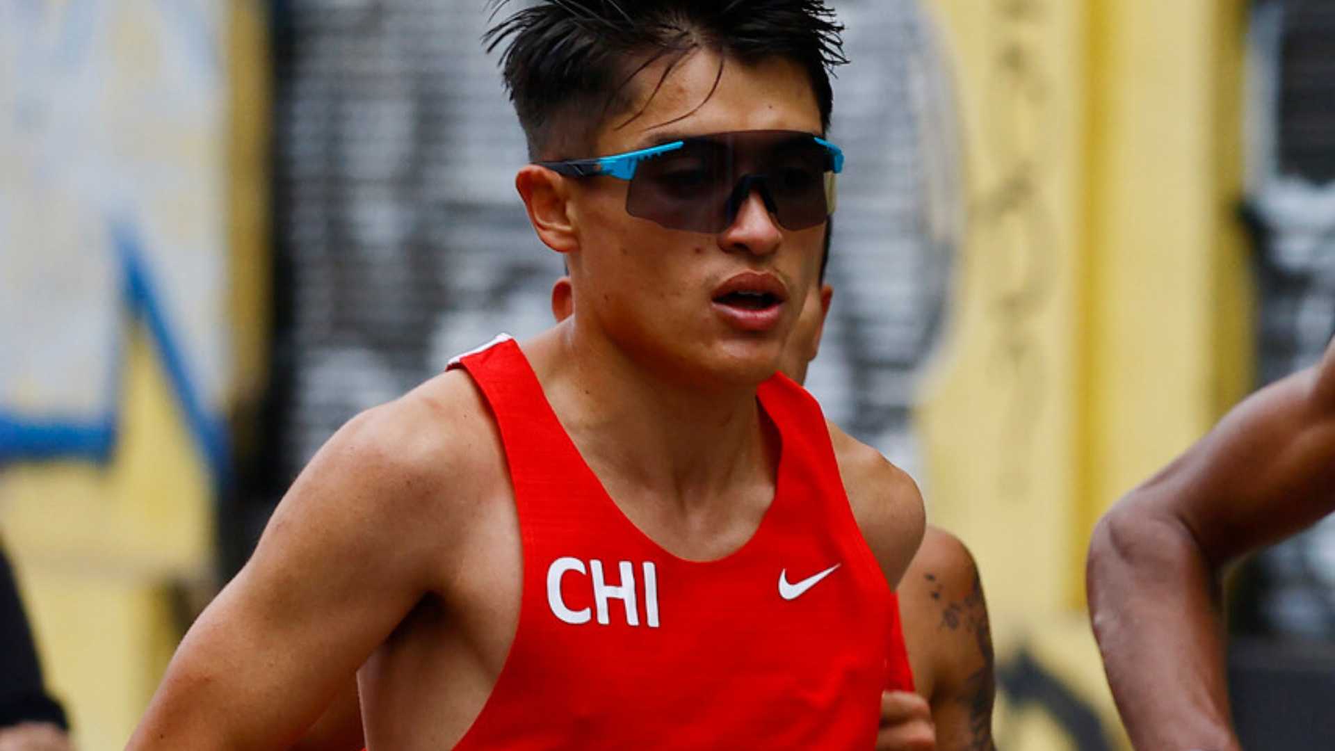 Hugo Catrileo wins the third silver for Chile in Santiago 2023 Marathon