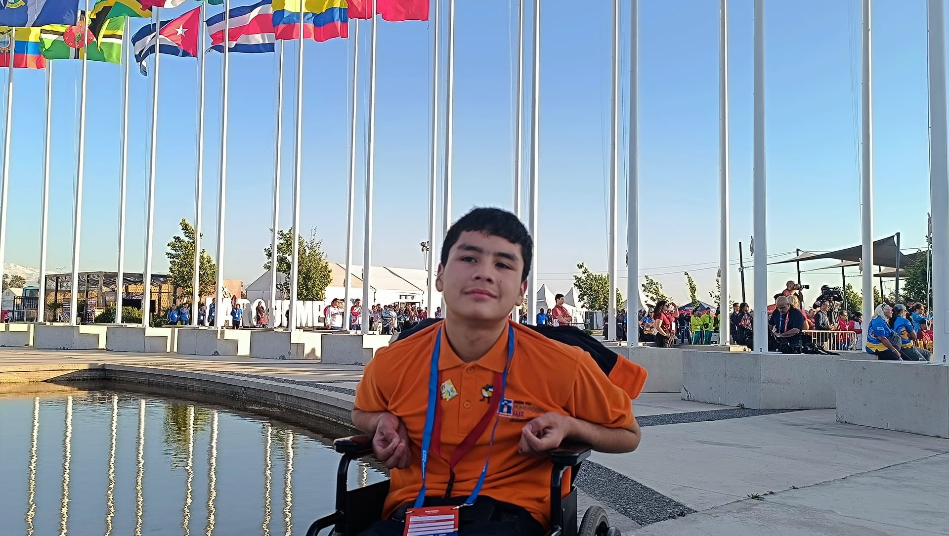 Niño que escribió carta a los atletas fue ovacionado en Villa Panamericana