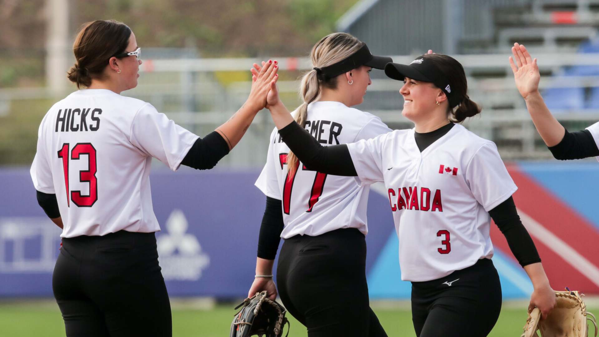Softball: Canada Triumphs Over Mexico at the Start of the Super Round