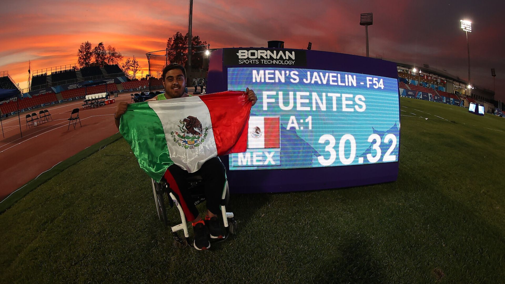 Mexicano Edgar Fuentes logra récord americano en jabalina F54