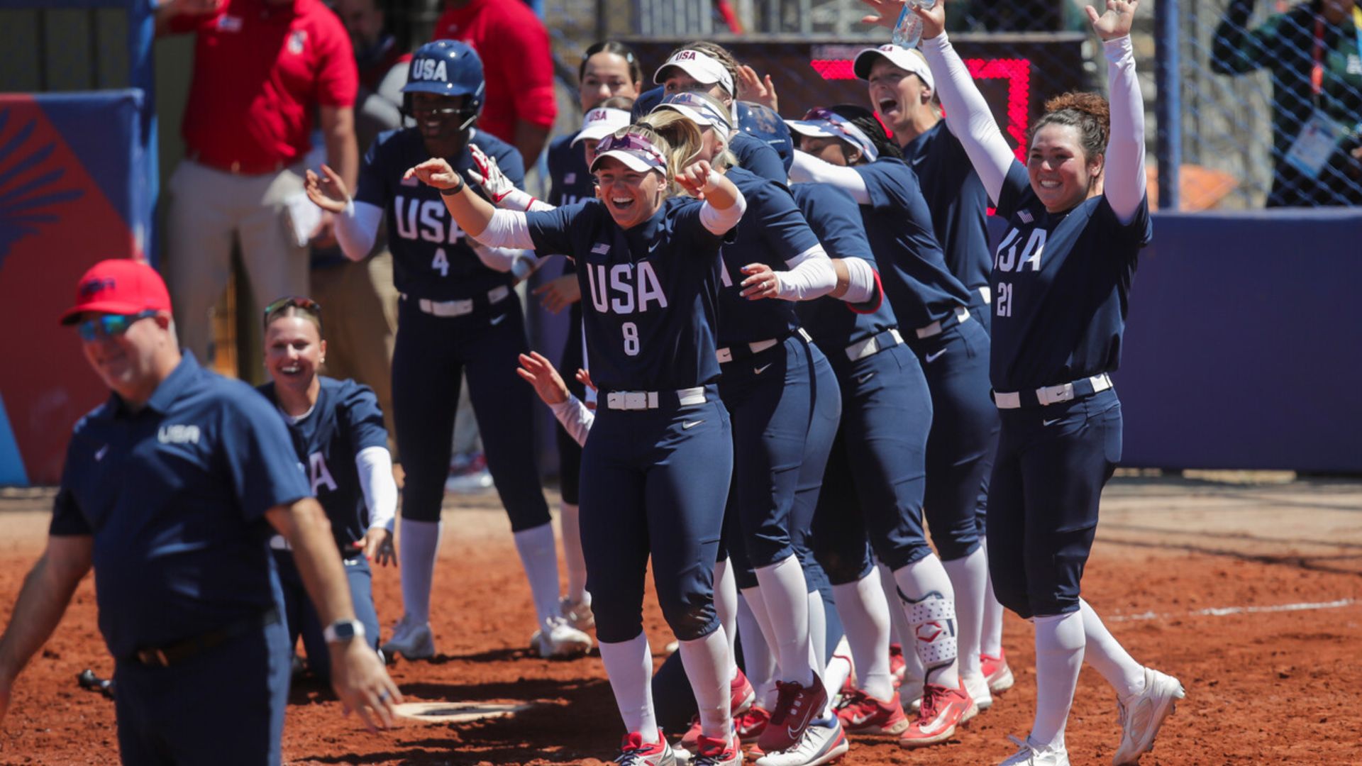 United States reaffirms its dominance by winning gold in softball