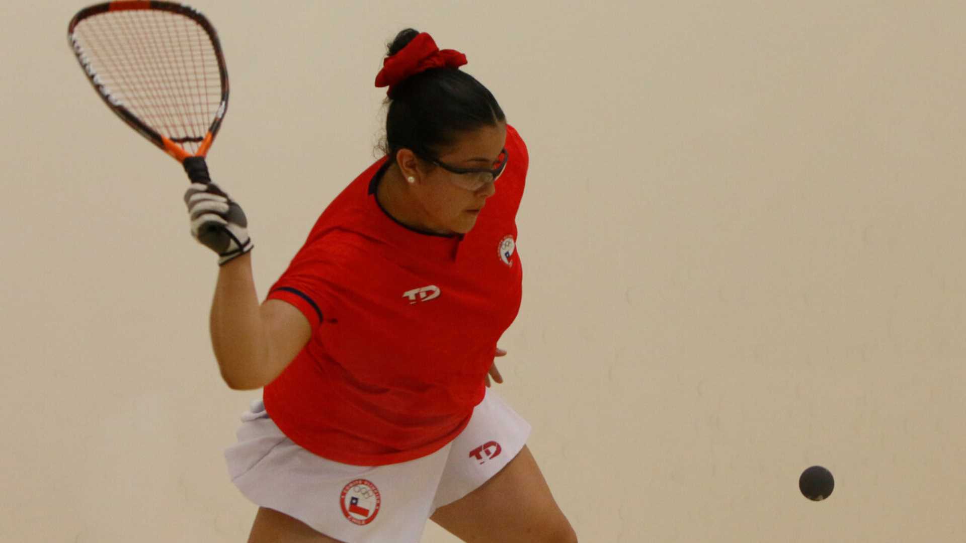 Carla Muñoz saca la cara por Chile en el racquetbol panamericano