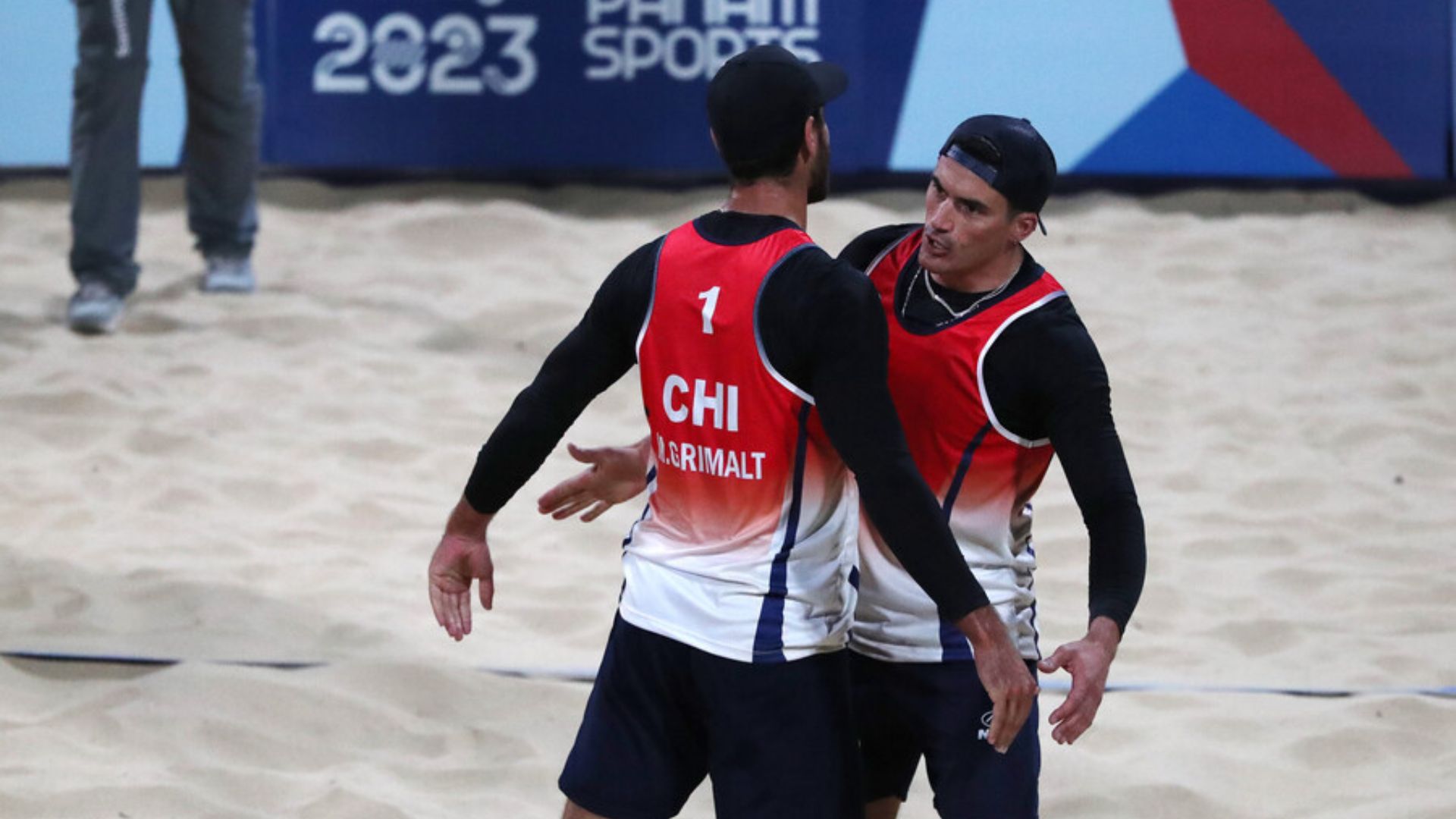 The Grimalt cousins stand strong in beach volleyball