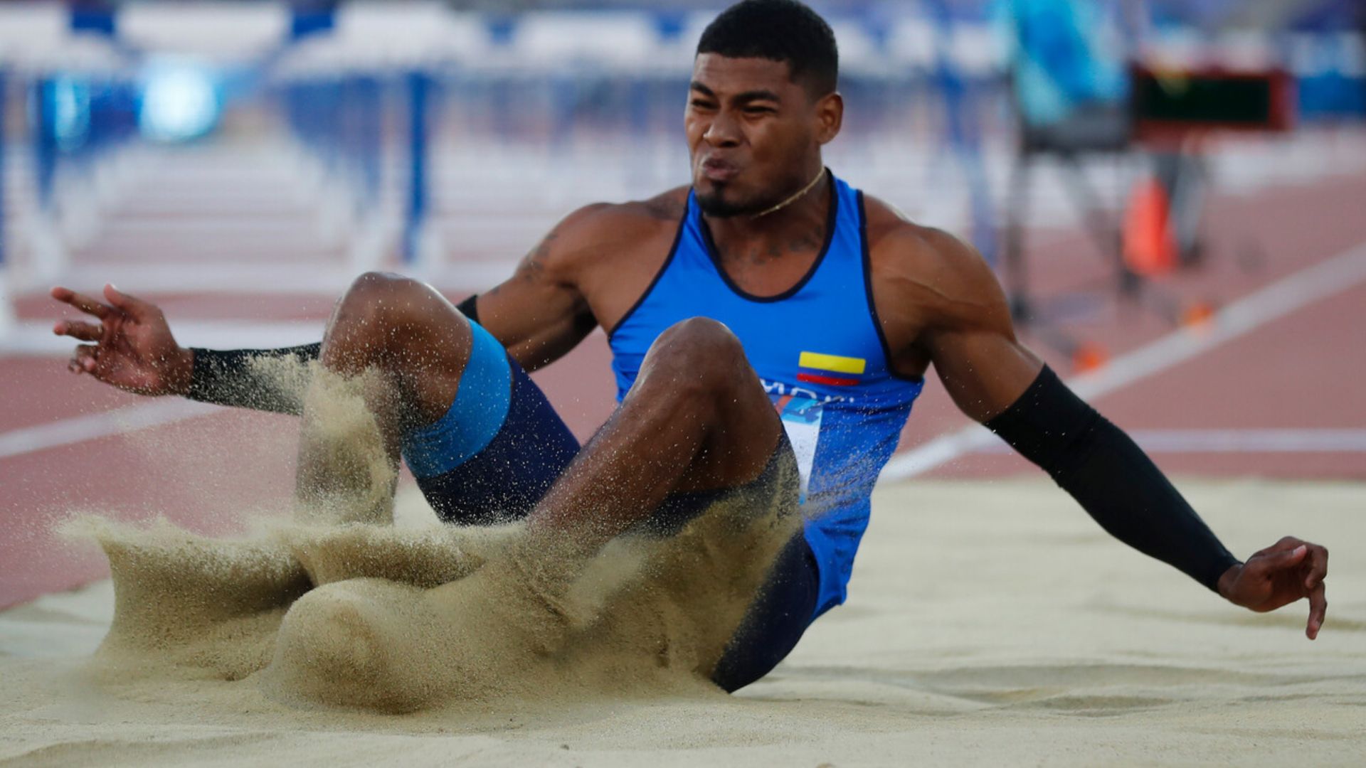 Arnovis Dalmero gives Colombia gold medal in long jump