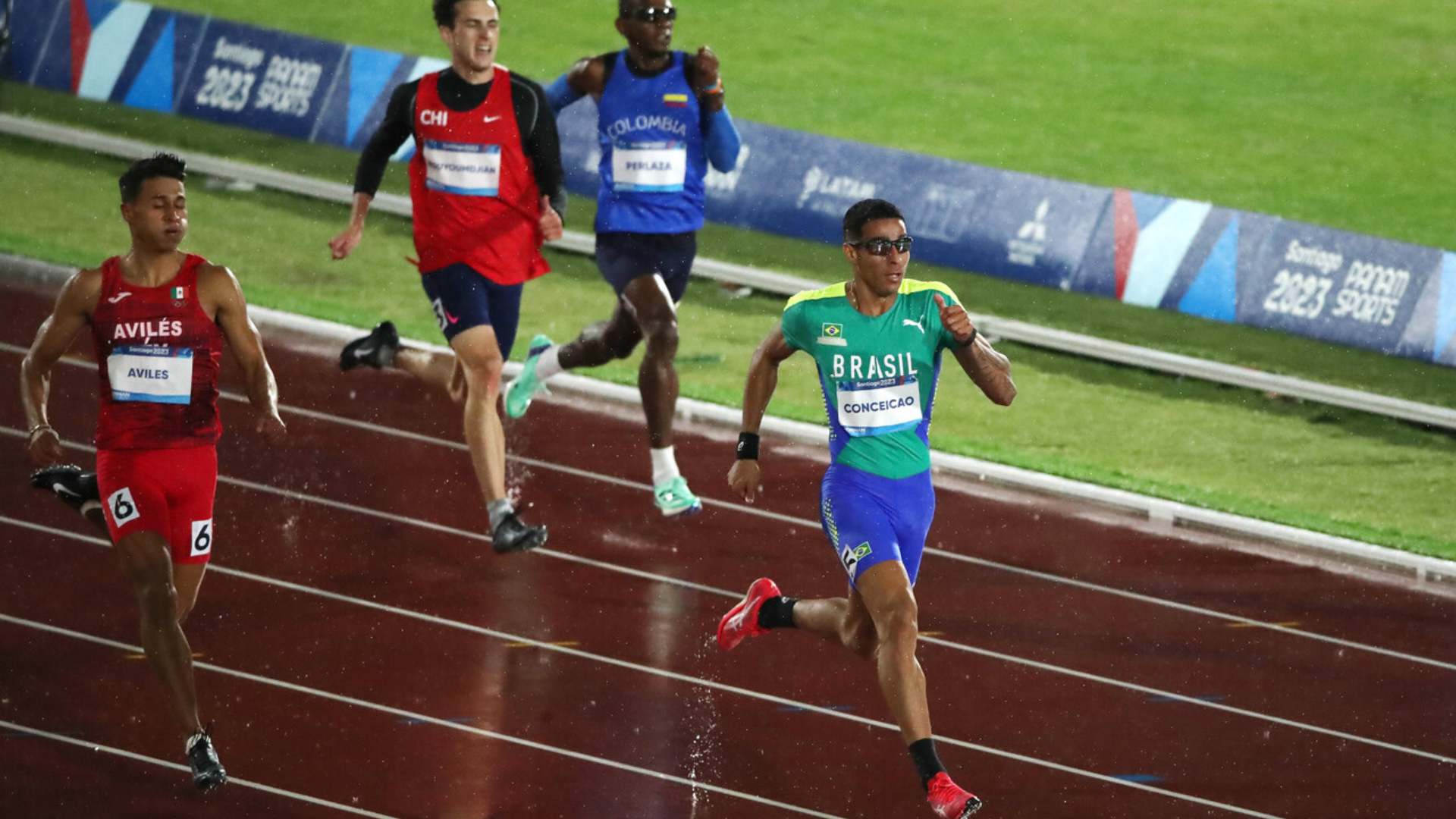 Brasileño Lucas Conceicao logró el oro en final de 400 metros