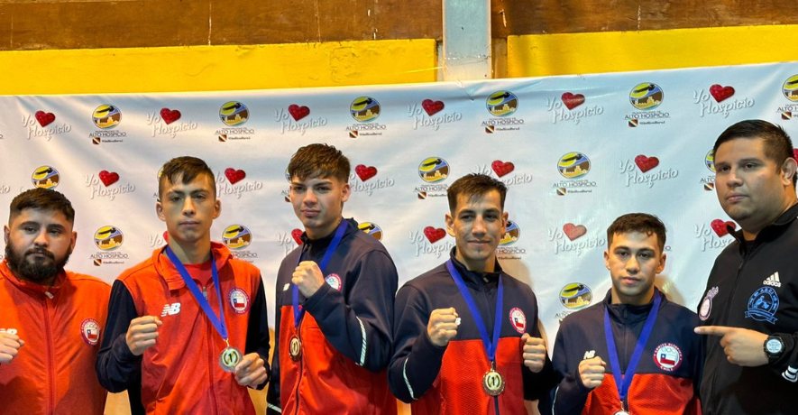 Chile ganó cuatro de las cinco categorías en competencia. (Foto: Federación Chilena de Boxeo).