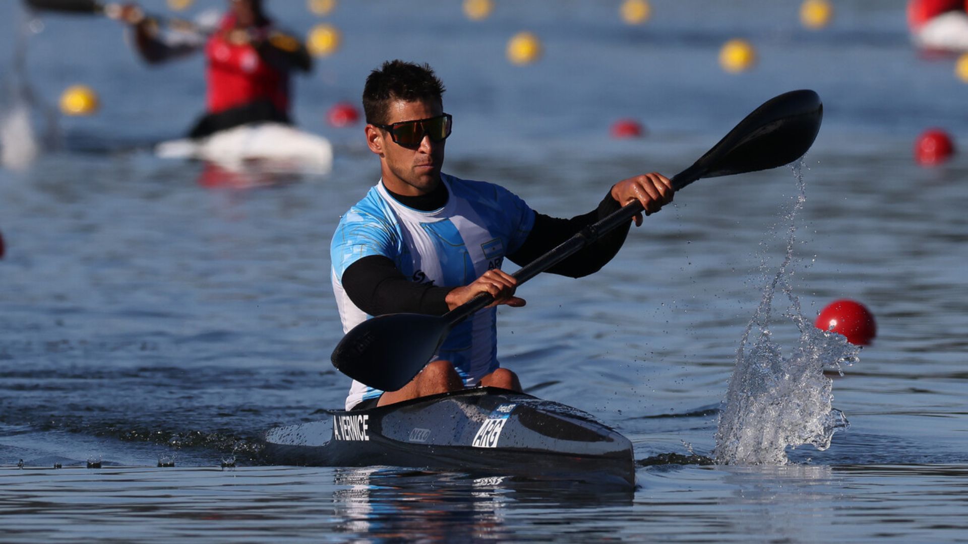 Agustín Vernice excells in Kayak and adds a gold medal for Argentina