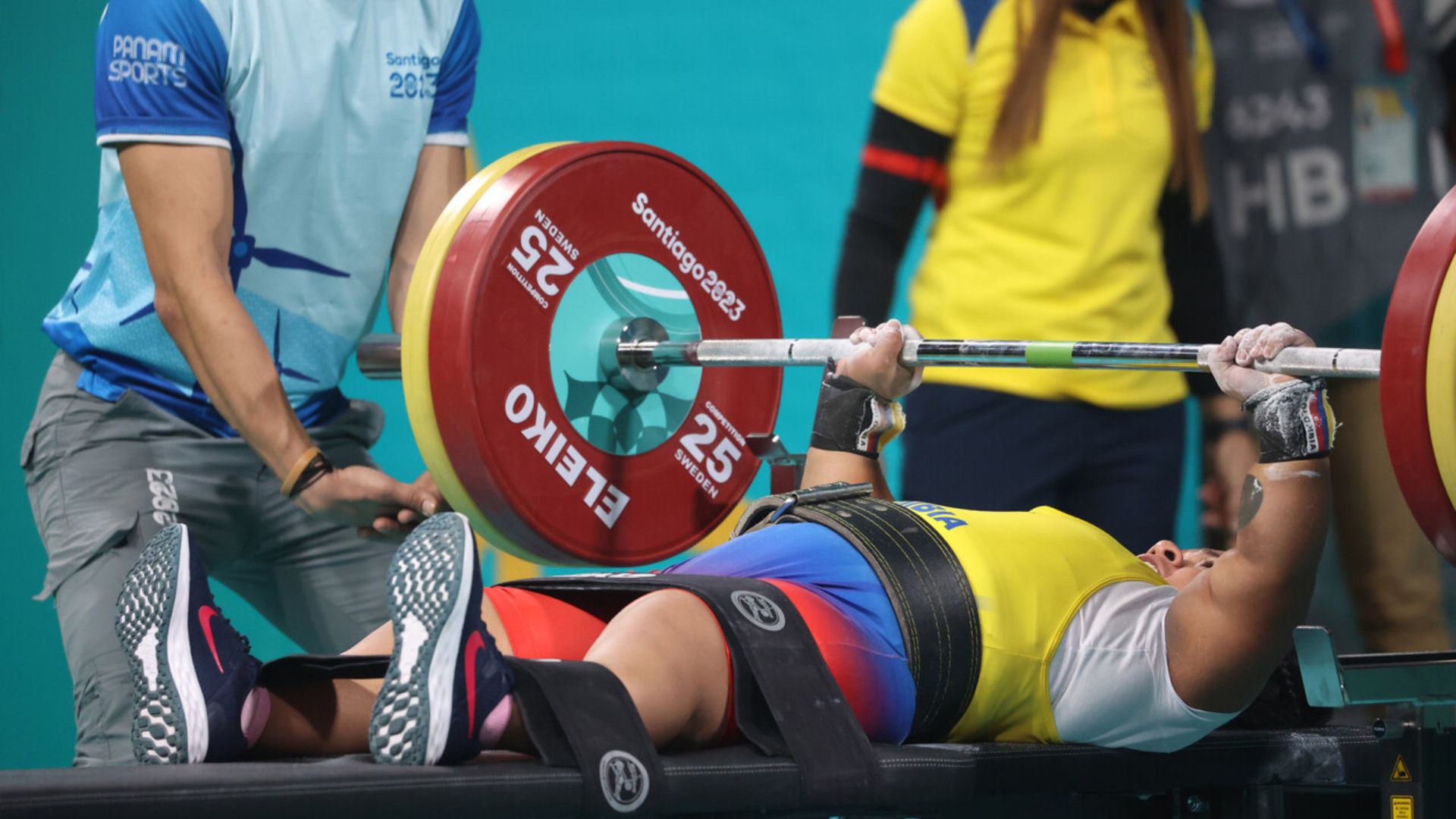 Para powerlifting: colombiana Ana Lucía Pinto ganó el oro en -61 kilos