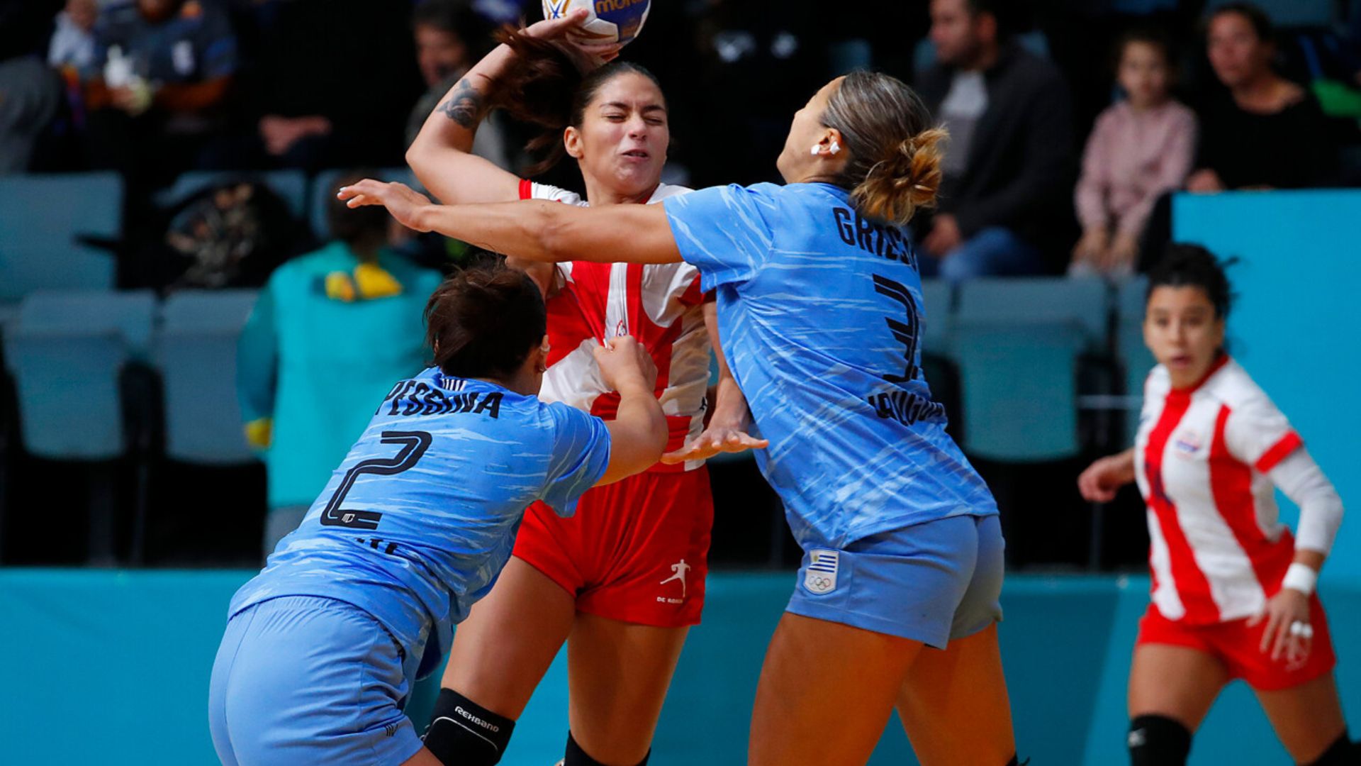 Female's Handball: Uruguay narrowly defeats Paraguay