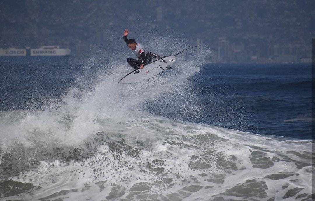 La selección chilena de surf se prepara en Reñaca para los Juegos Panamericanos Santiago 2023