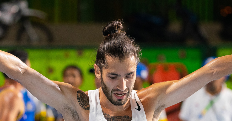 Carlos Díaz rompió un nuevo récord del atletismo nacional. (Foto: COCh).
