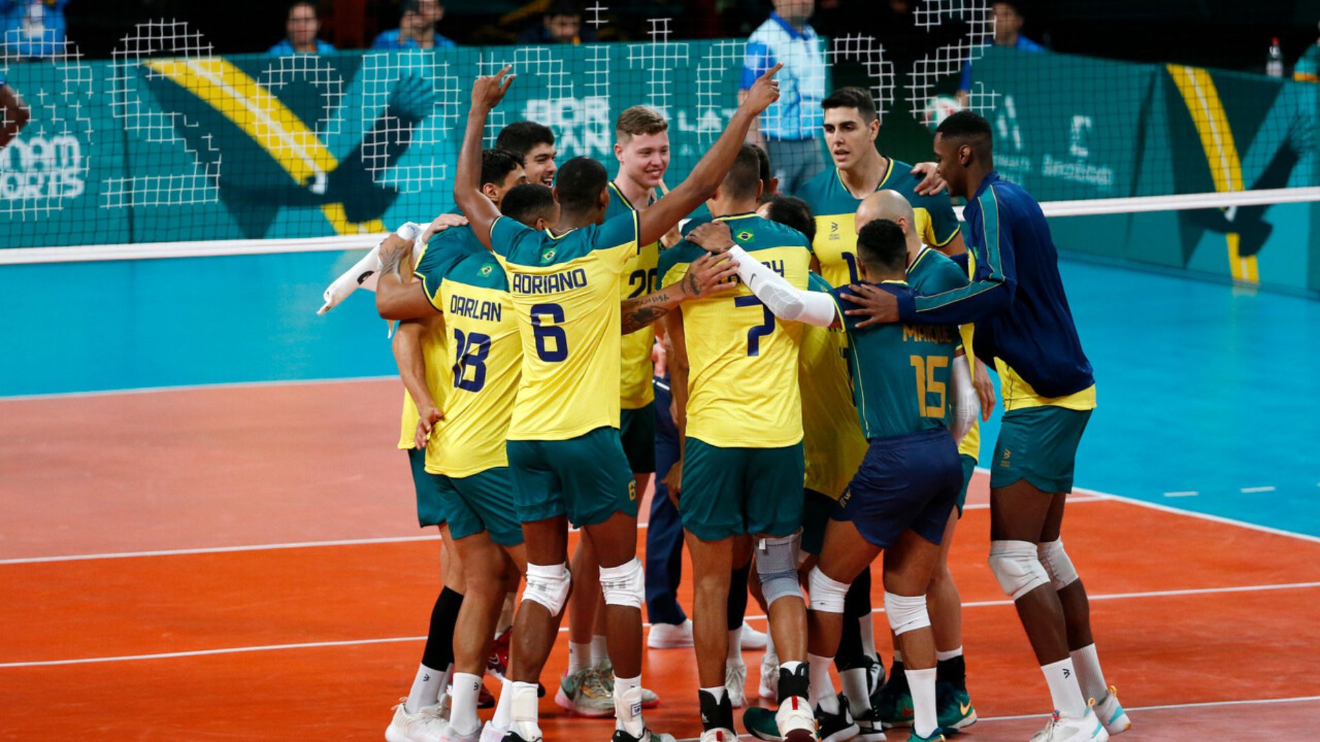 Brazil easily defeated Mexico and continues to dominate in male's volleyball