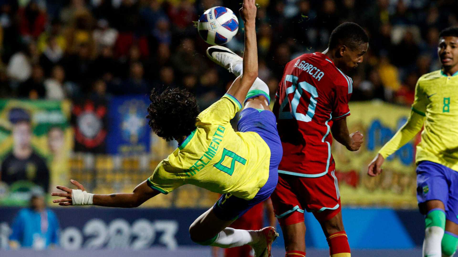 Brazil shows its credentials, is already in semifinals of male's football