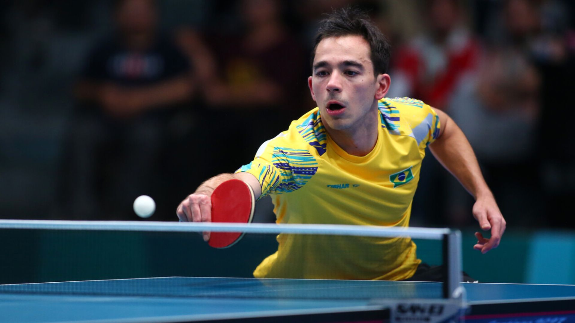 El brasileño Hugo Calderano sigue firme rumbo a una medalla en el tenis de mesa