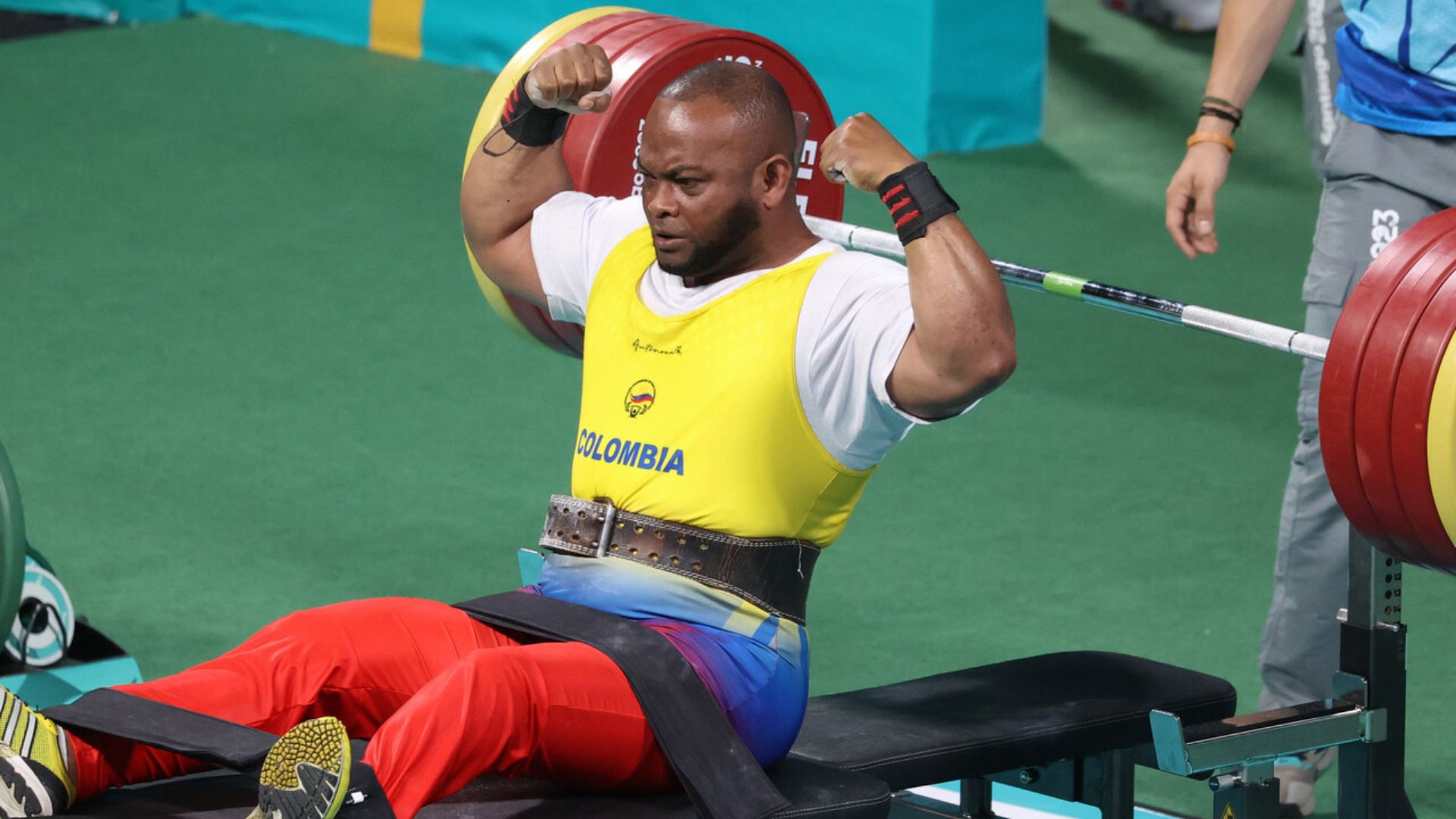 Para powerlifting: colombiano Fabio Torres ganó el oro de -97 kilos